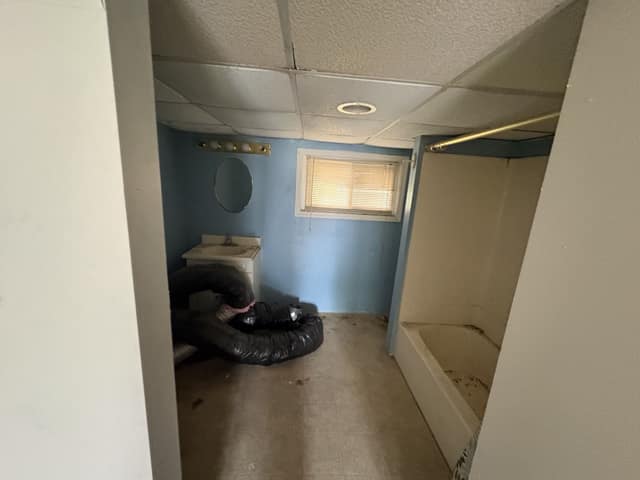 221 E Cherry St, Moweaqua, IL: owner financed home, photo 17