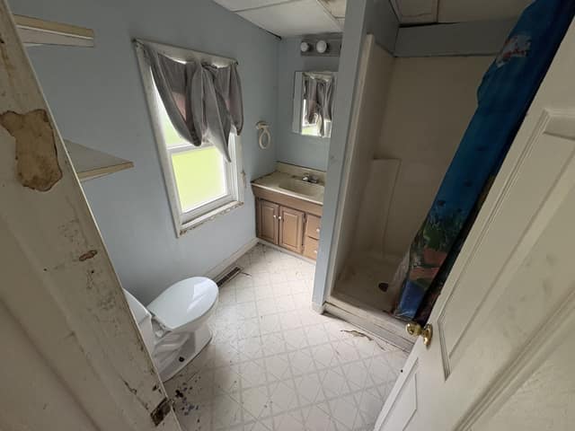 221 E Cherry St, Moweaqua, IL: owner financed home, photo 19