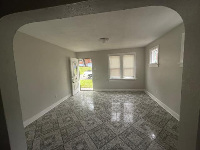 4519 June Avenue, St. Louis, MO: owner financed home, photo 6