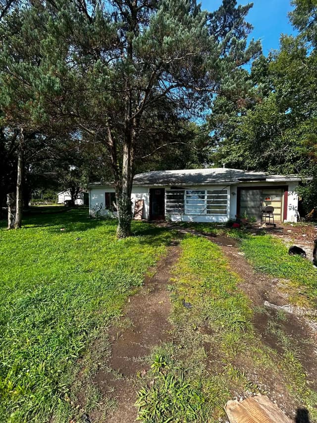 107 Judith Ln, Cahokia, IL: owner financed home, photo 1