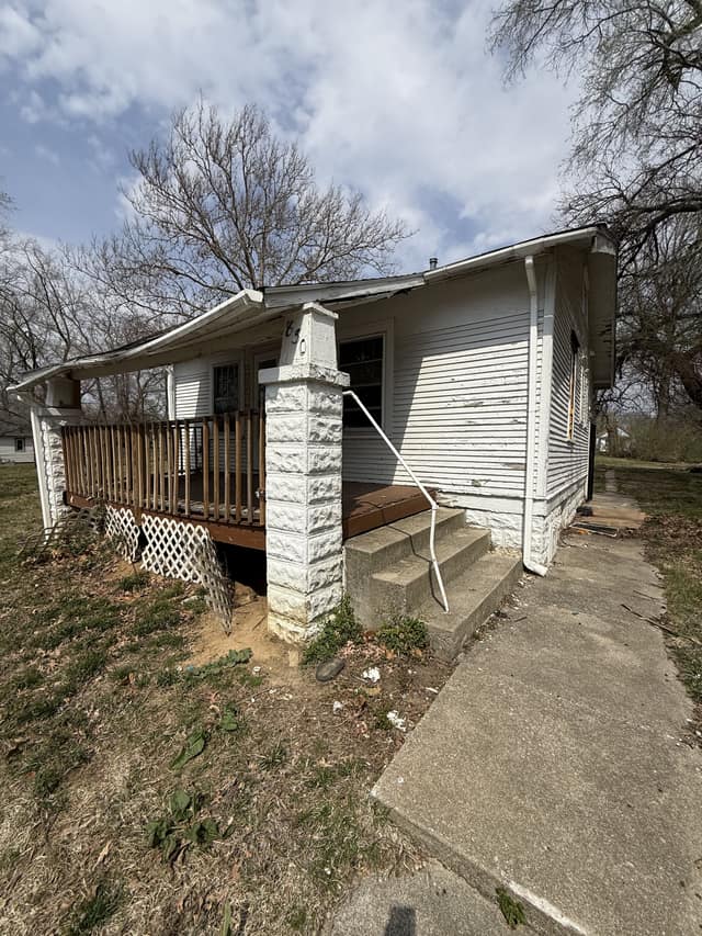 830 East Rodgers Ave, Decatur, IL: owner financed home, photo 1