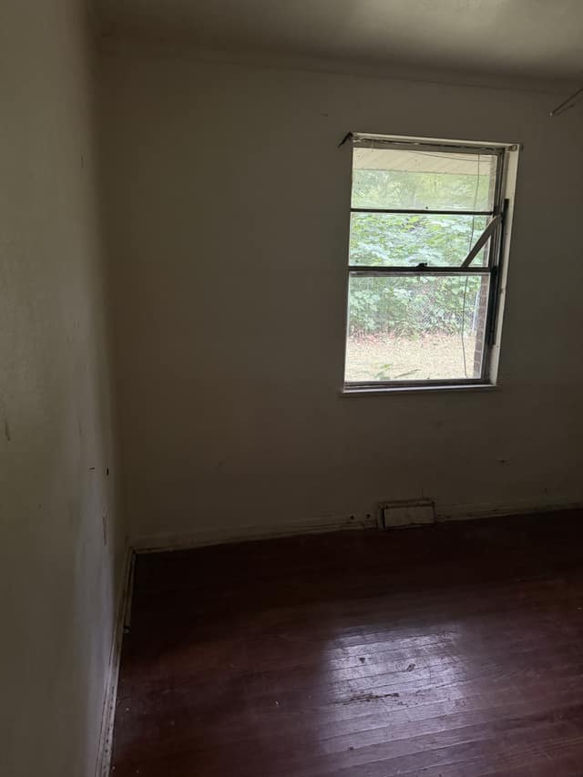 5050 Hallows Avenue, St. Louis, IL: owner financed home, photo 13