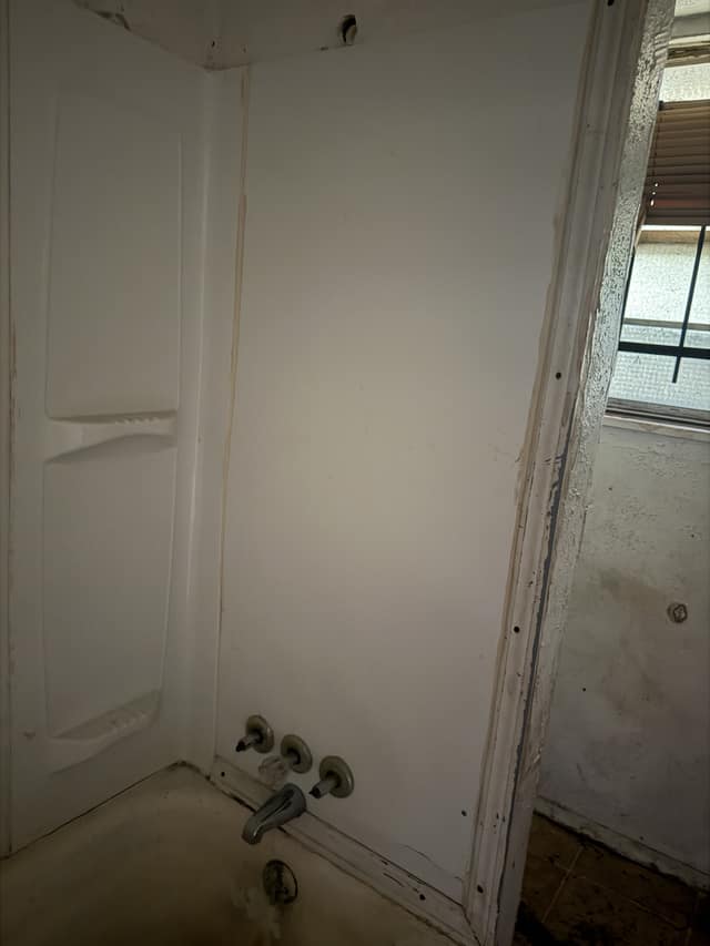 5050 Hallows Avenue, St. Louis, IL: owner financed home, photo 21