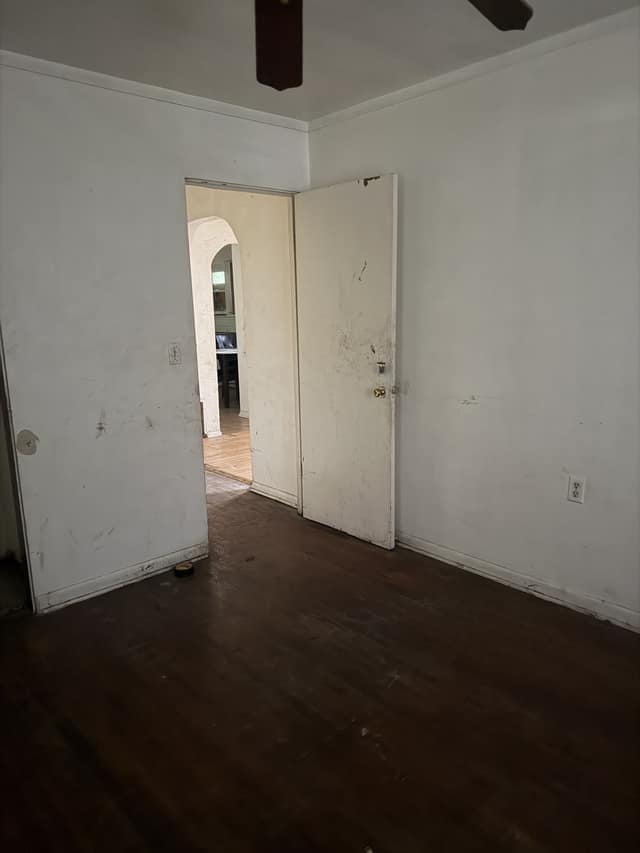 5050 Hallows Avenue, St. Louis, IL: owner financed home, photo 25