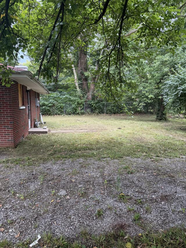5050 Hallows Avenue, St. Louis, IL: owner financed home, photo 26