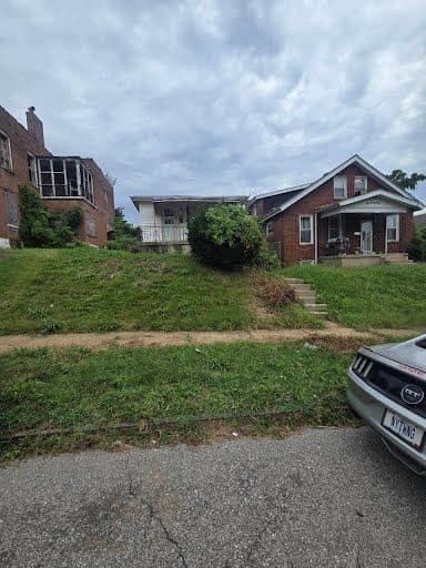 1039 Gimblin Street, St. Louis, MO: owner financed home, photo 2