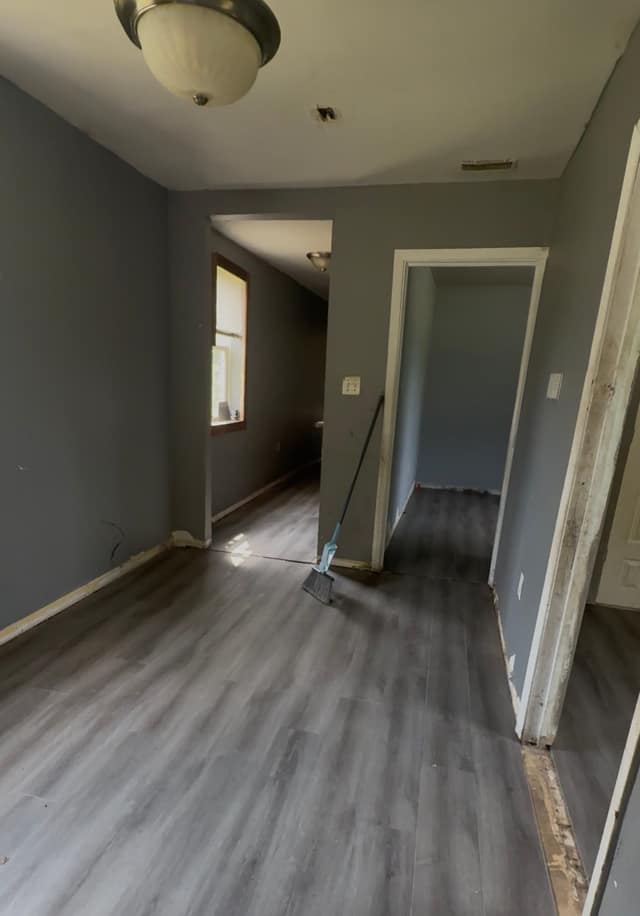 1963 N 31st St, Decatur, IL: owner financed home, photo 4