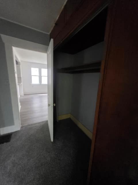712 W Waggoner St, Decatur, IL: owner financed home, photo 17