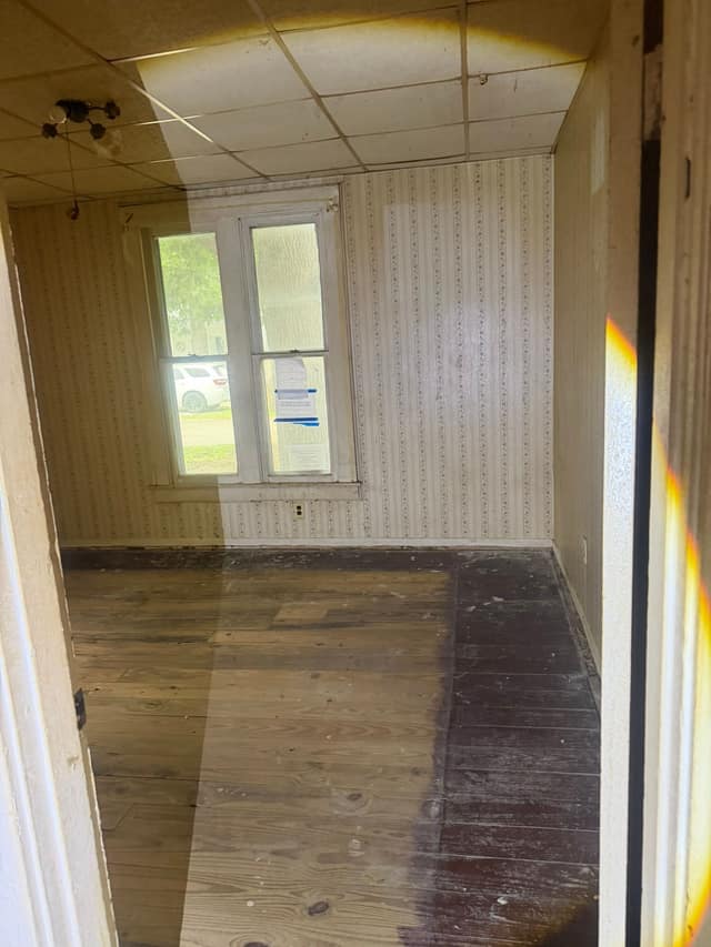 707 N Madison st, Litchfield, IL: owner financed home, photo 20