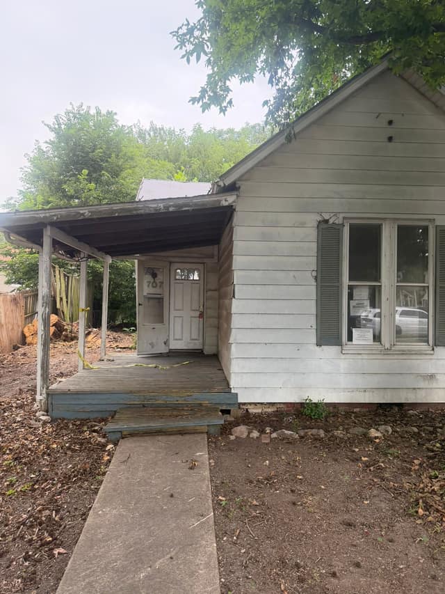 707 N Madison st, Litchfield, IL: owner financed home, photo 23