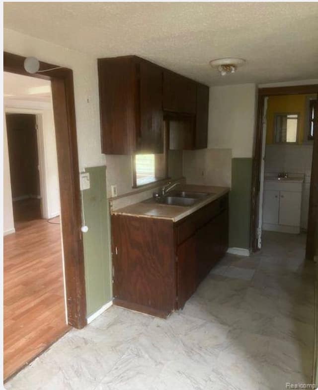 15871 Fairmount Drive, Detroit, MI: owner financed home, photo 14