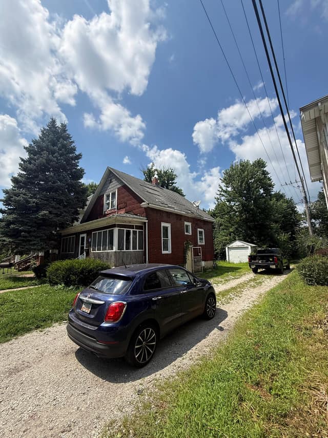 442 W Division St, Decatur, IL: owner financed home, photo 3