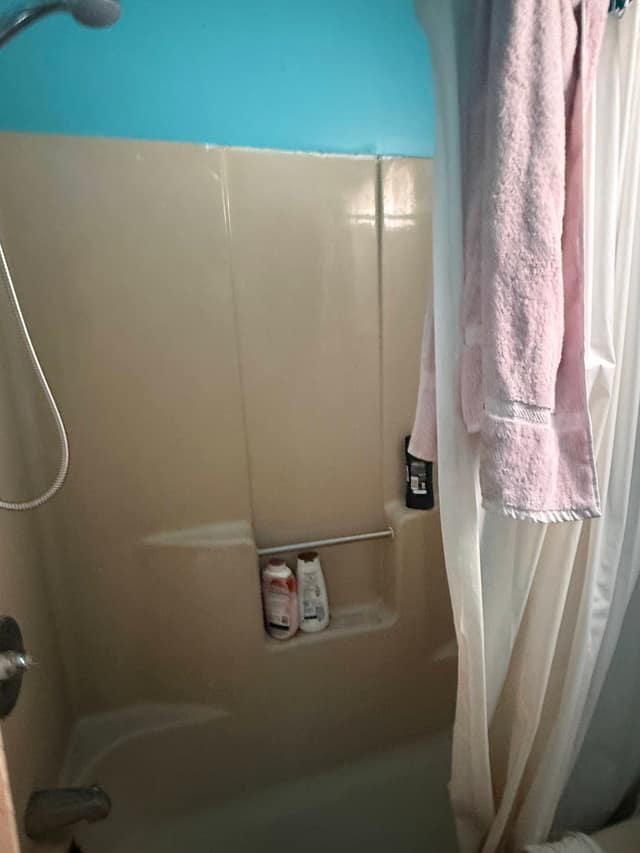 442 W Division St, Decatur, IL: owner financed home, photo 15