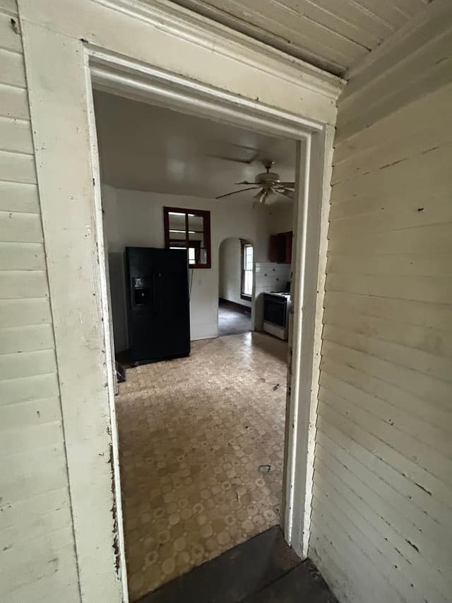 529 N 2nd Street, Witt, IL: owner financed home, photo 26