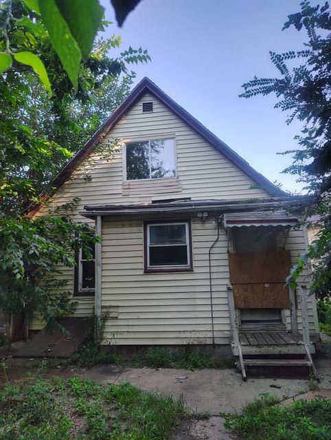 2210 W Wiswall St, Peoria, IL: owner financed home, photo 2