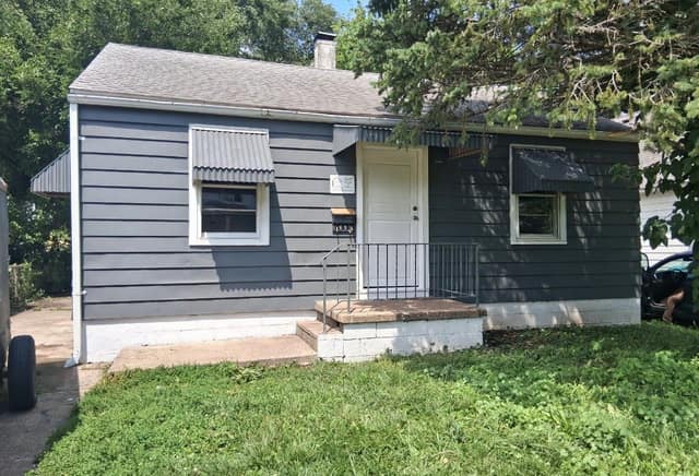 1749 N College St, Decatur, IL: owner financed home, photo 1