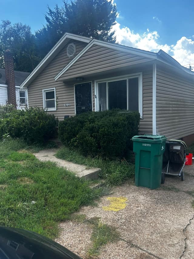 10135 Baron Drive, St. Louis, MO: owner financed home, photo 1