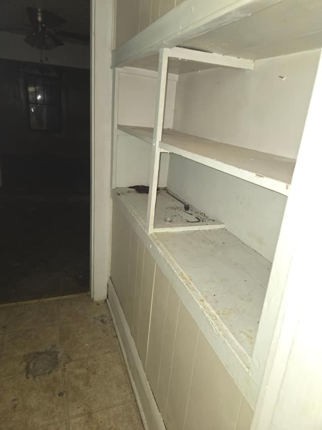 136 Illinois St, East Alton, IL: owner financed home, photo 2