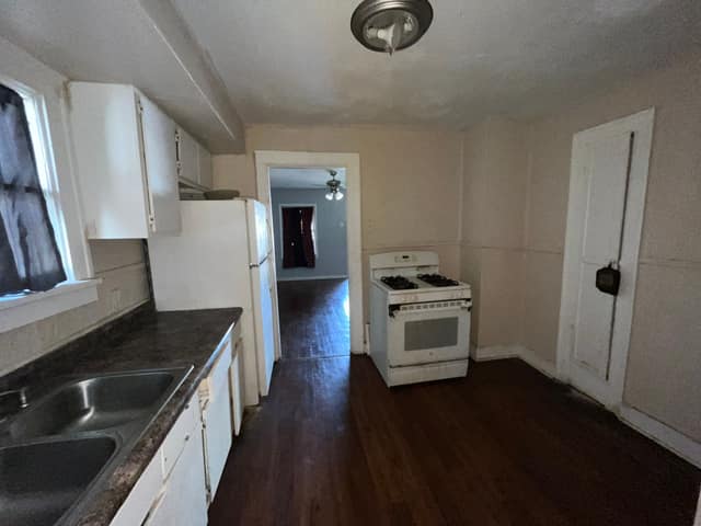 1127 N 45th St , East St Louis, IL: owner financed home, photo 10