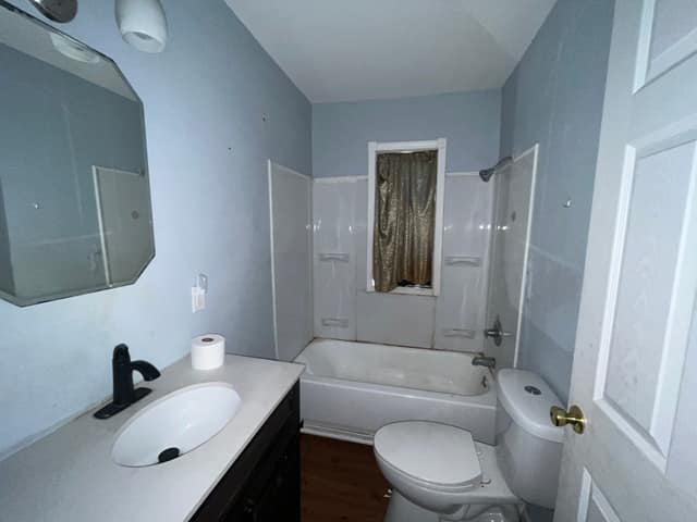 1127 N 45th St , East St Louis, IL: owner financed home, photo 16
