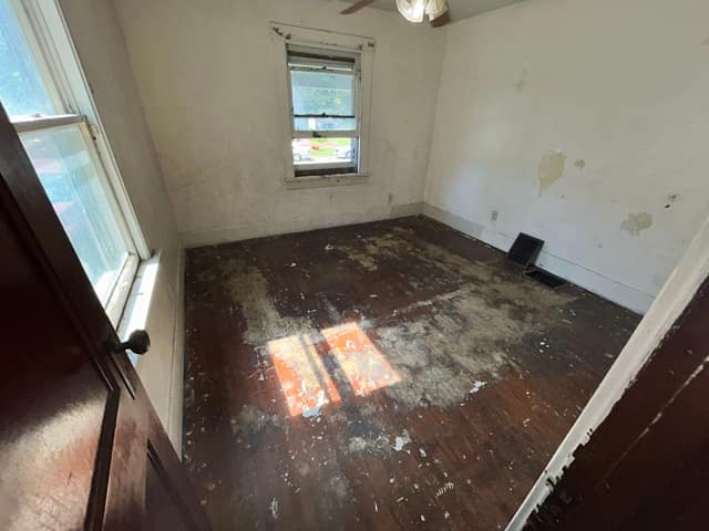 1204 N Jordan , Decatur, IL: owner financed home, photo 39