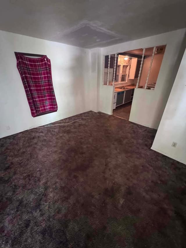 1975 E North St, Decatur, IL: owner financed home, photo 6