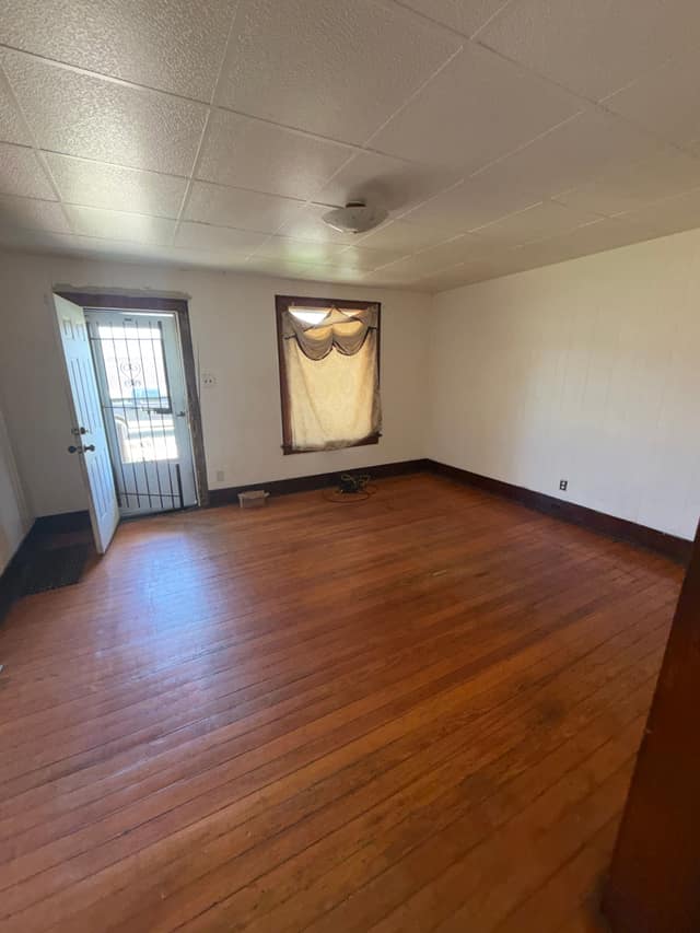 2120 St. Louis Ave, East St. Louis, IL: owner financed home, photo 6