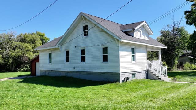 2128 Fordney St, Saginaw, MI: owner financed home, photo 3