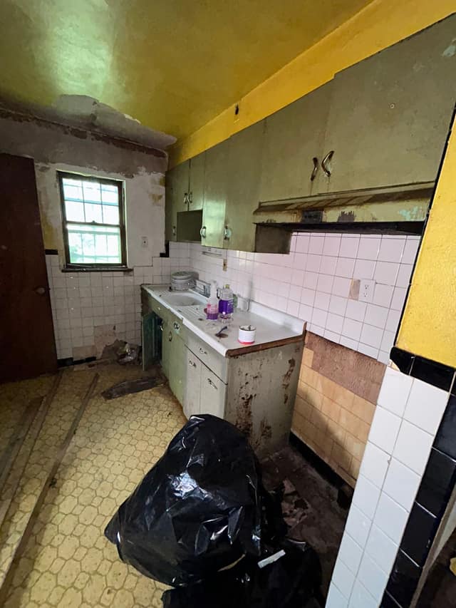 5556 Floy Avenue, St. Louis, MO: owner financed home, photo 15
