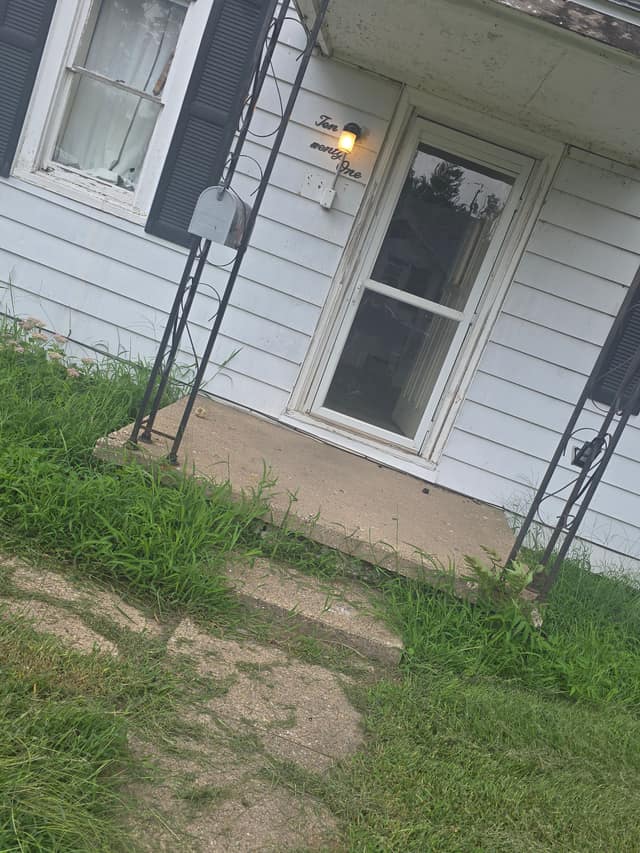 1021 Maple St, Pekin, IL: owner financed home, photo 4