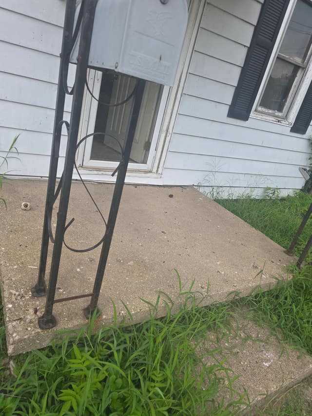 1021 Maple St, Pekin, IL: owner financed home, photo 9