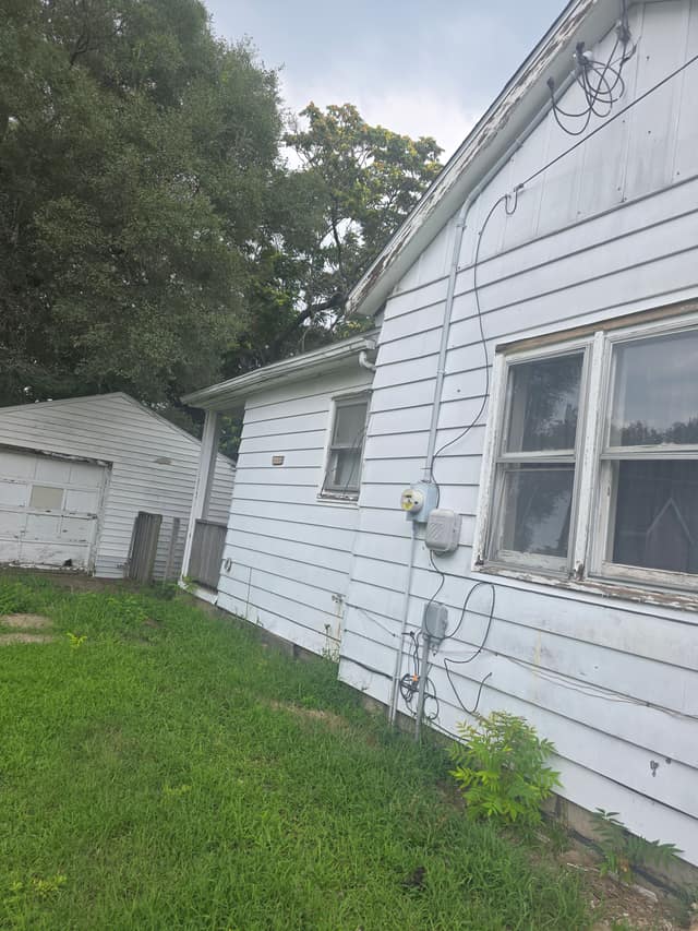 1021 Maple St, Pekin, IL: owner financed home, photo 11