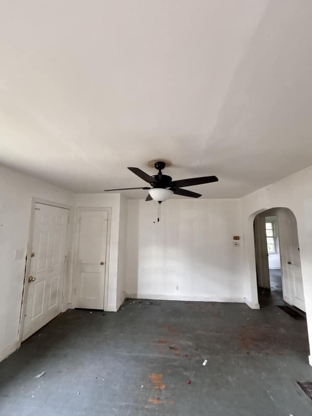 244 W Garfield Ave, Decatur, IL: owner financed home, photo 9