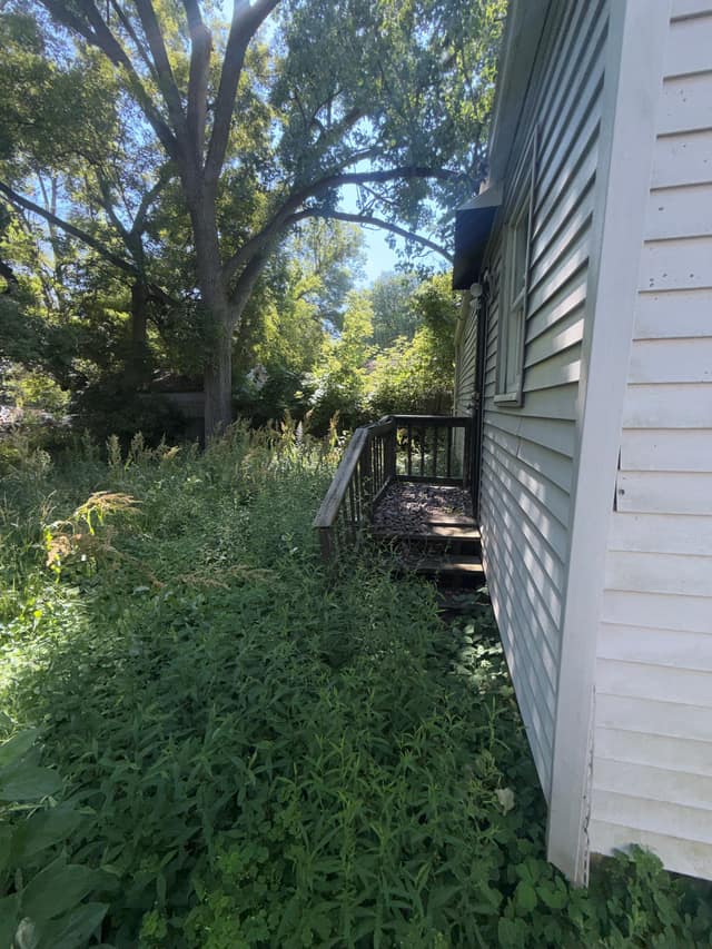 3238 Colorado Ave, Flint, MI: owner financed home, photo 5