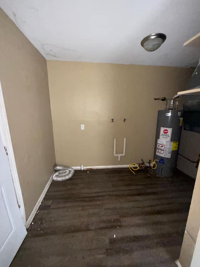 3238 Colorado Ave, Flint, MI: owner financed home, photo 15