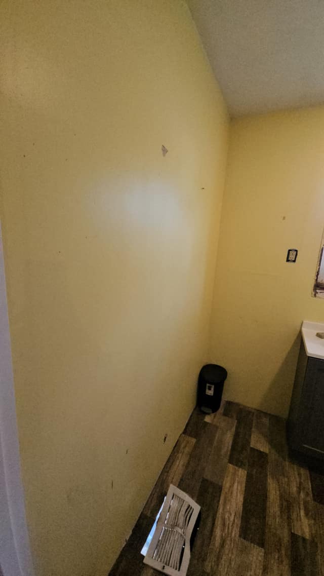 1871 E Lawrence St, Decatur, IL: owner financed home, photo 17