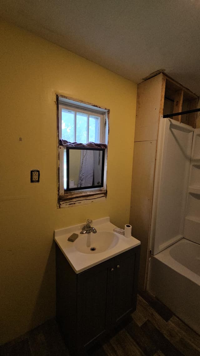 1871 E Lawrence St, Decatur, IL: owner financed home, photo 18