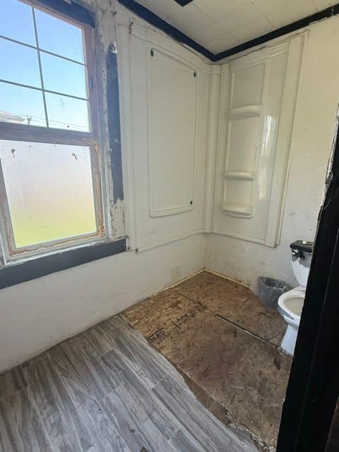 327 N Hickory St, Centralia, IL: owner financed home, photo 4