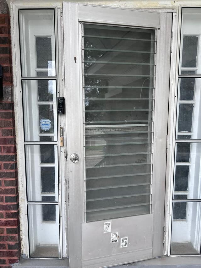 725 N 39th Street, East St. Louis, IL: owner financed home, photo 4