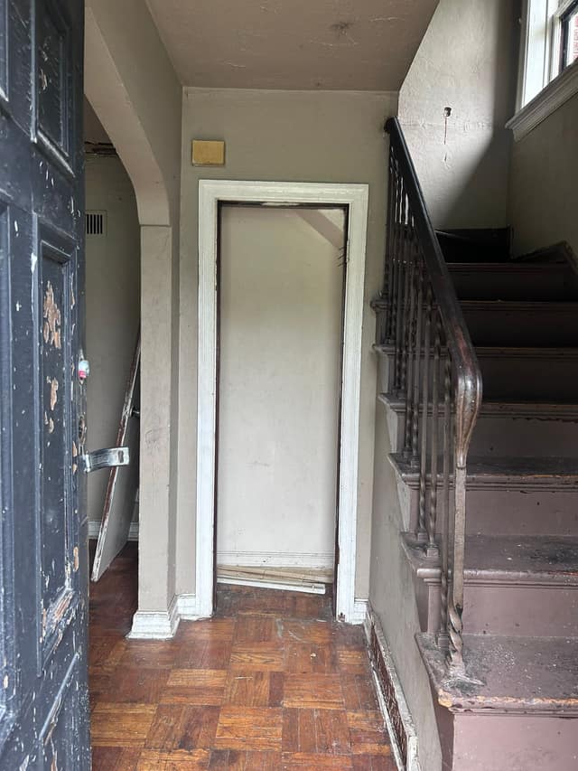 5811 saloma ave, , : owner financed home, photo 3