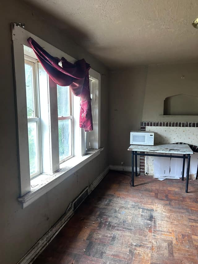 5811 saloma ave, , : owner financed home, photo 5