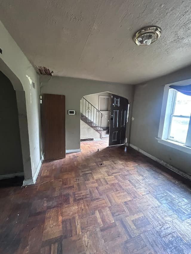 5811 saloma ave, , : owner financed home, photo 6