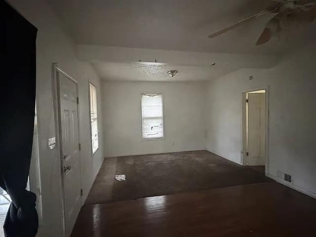 1829 W Butler St, Peoria, IL: owner financed home, photo 9