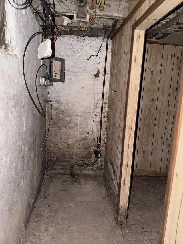 1829 W Butler St, Peoria, IL: owner financed home, photo 19
