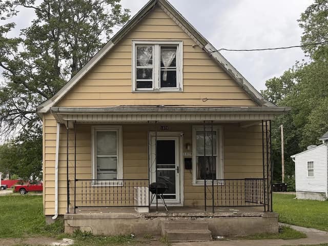 1829 W Butler St, Peoria, IL: owner financed home, photo 1