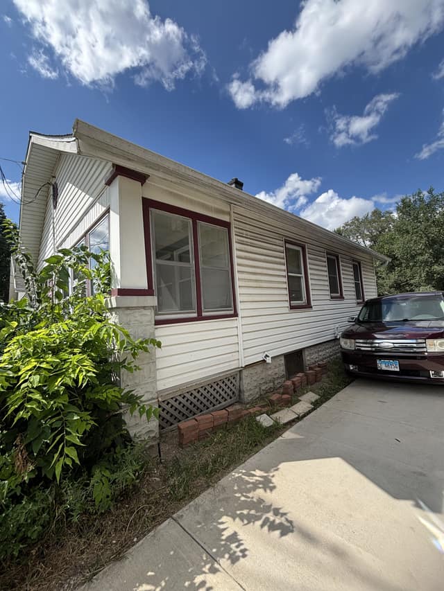 2421 W Lincoln, Peoria, IL: owner financed home, photo 2