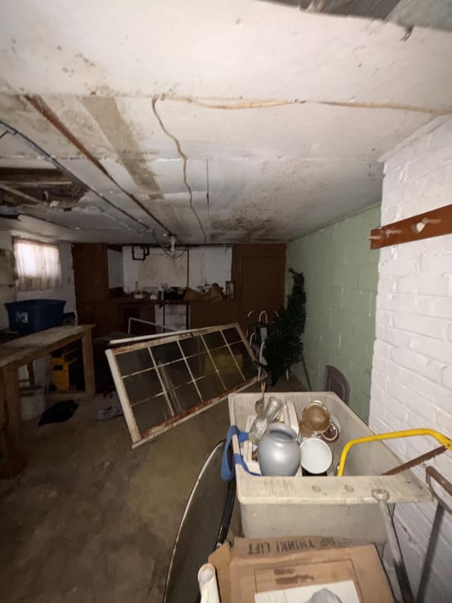 2421 W Lincoln, Peoria, IL: owner financed home, photo 17