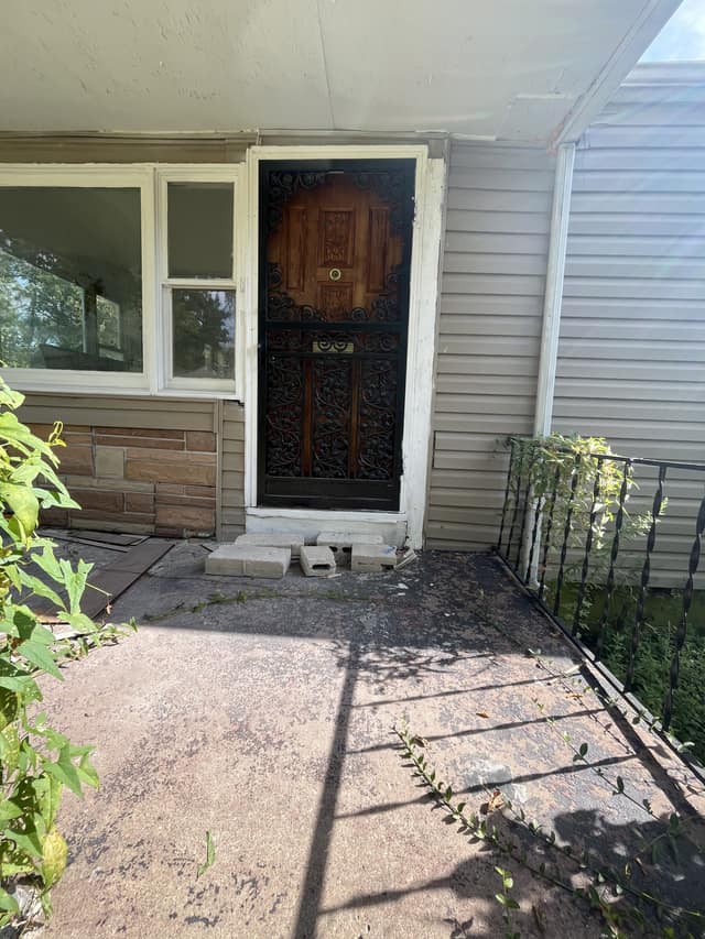 3129 Converse Ave, East St. Louis, IL: owner financed home, photo 3