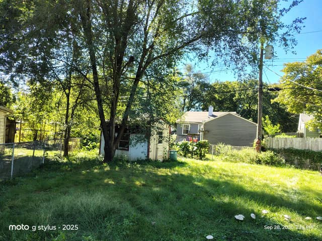 3214 W Proctor Pl, Peoria, IL: owner financed home, photo 2