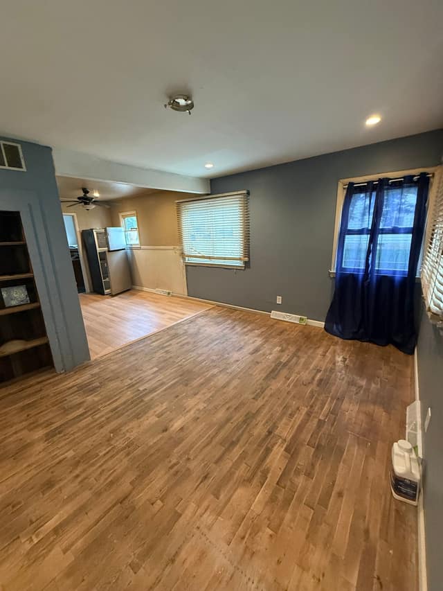 3235 Whittier St, Flint, MI: owner financed home, photo 3